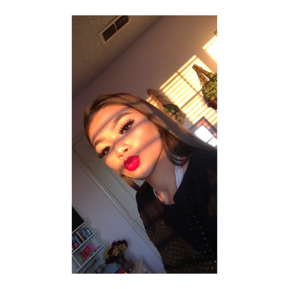 Meet your Posher, Jazilyn